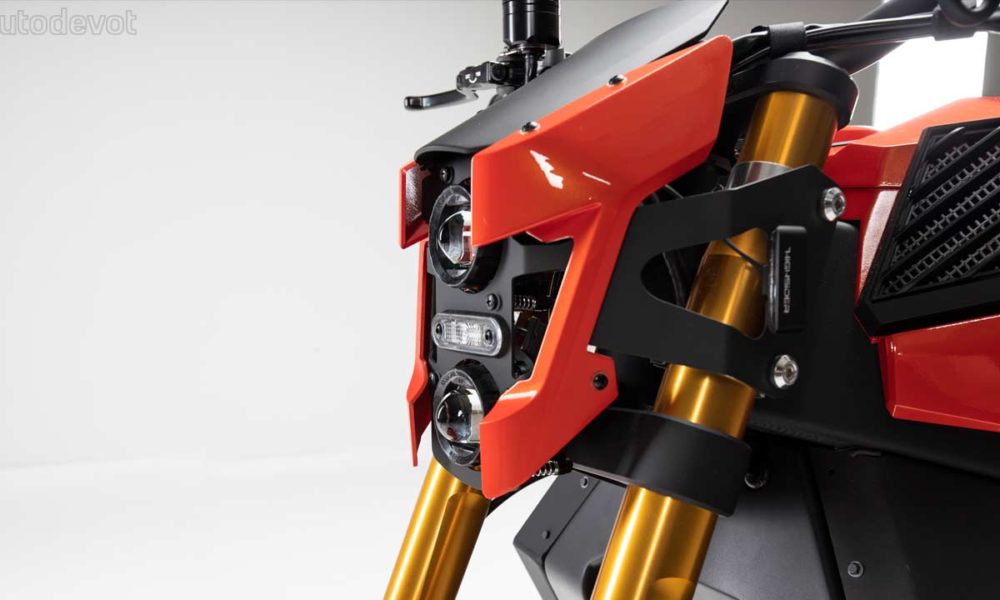 Verge-TS-electric-motorcycle_headlamp