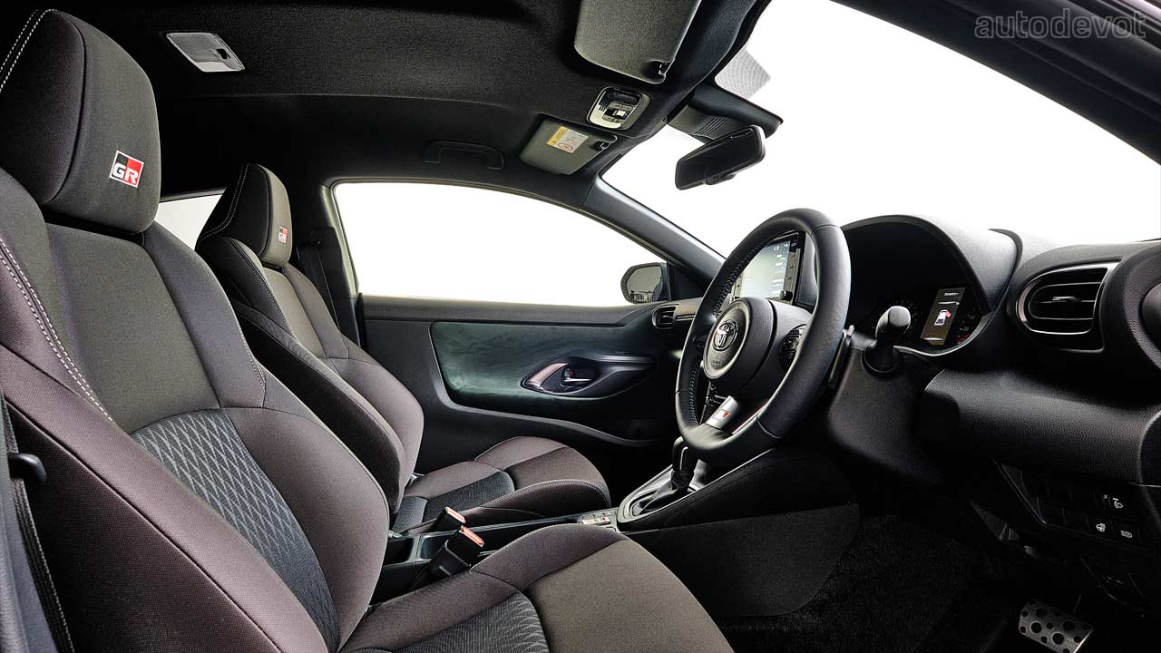 2020-Toyota-GR-Yaris-hot-hatch-RS-interior-seats