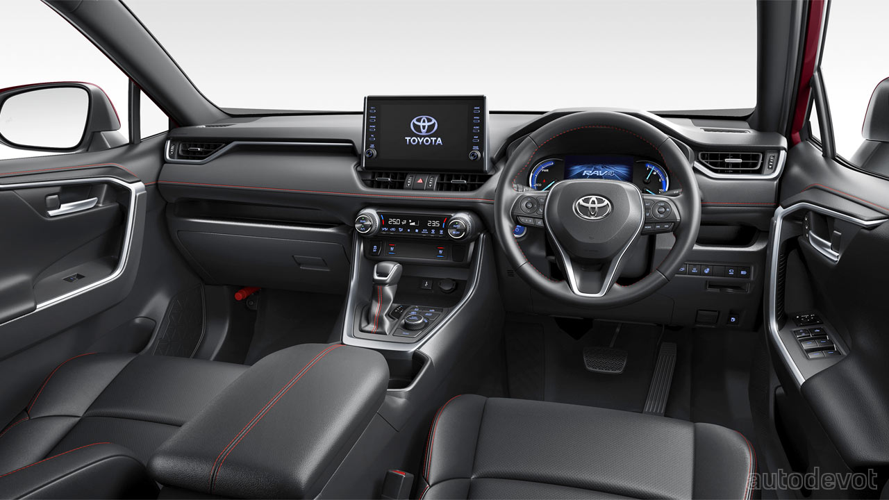2021-Toyota-RAV4-plug-in-hybrid_Japan_interior