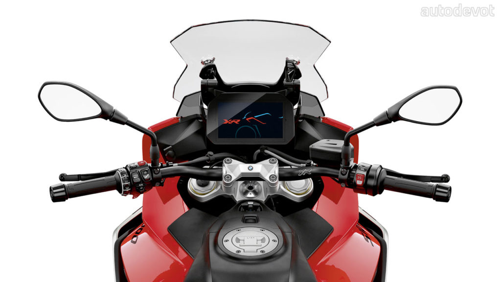 2020-BMW-S-1000-XR_instrument_display