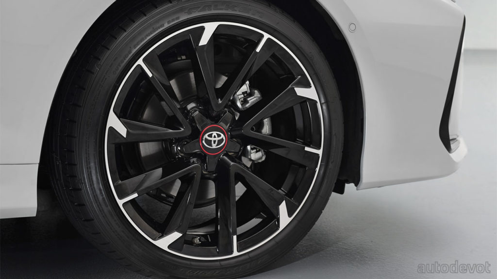 2021-Toyota-Corolla-Sedan-GR-Sport_wheels