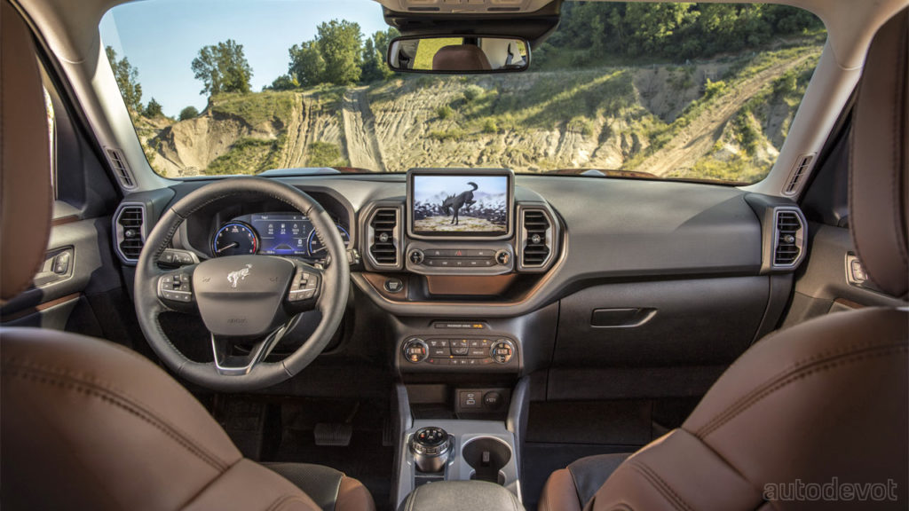 6th-generation-2021-Ford-Bronco_Bronco-Sport_interior
