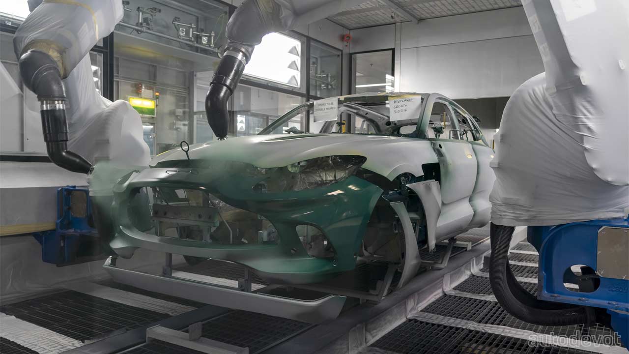 Aston-Martin-DBX-production-start