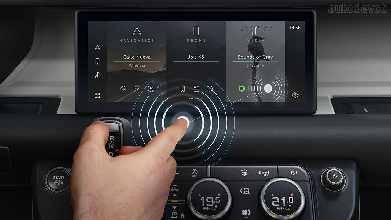 Jaguar-Land-Rover-Contactless-touchscreen