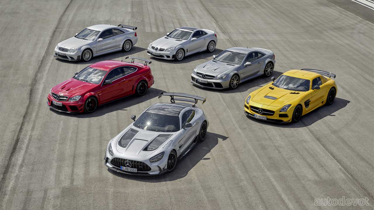 Mercedes-AMG-GT-Black-Series_with_Black-Series-family