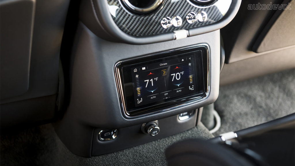 2021-Bentayga-Speed_interior_rear_seat-controls