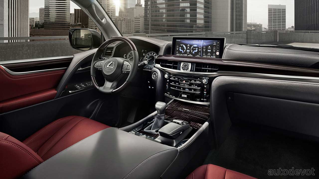 2021-Lexus-LX-570_interior