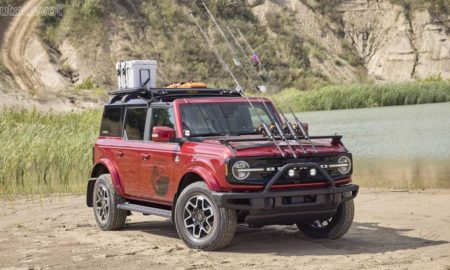 6th-Generation-2021-Ford-Bronco-4-door-Outer-Banks-Fishing-Guide