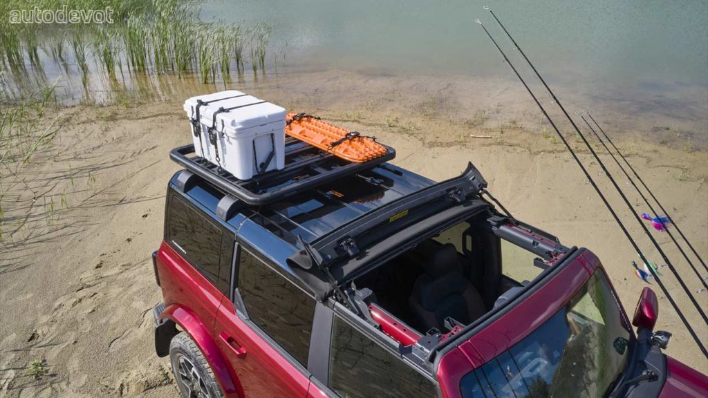 6th-Generation-2021-Ford-Bronco-4-door-Outer-Banks-Fishing-Guide_2