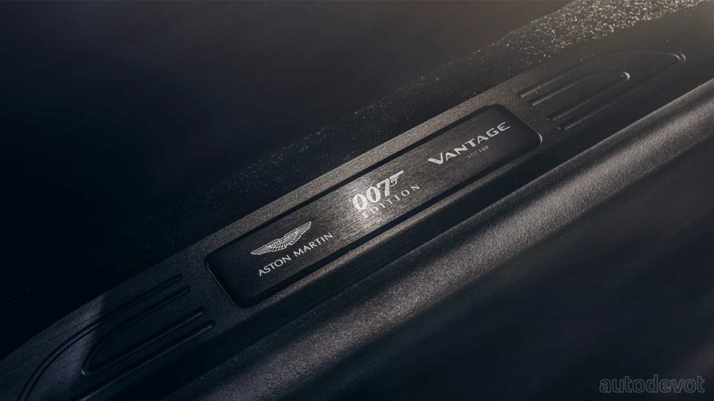 Aston-Martin-Vantage-007-Edition_interior-door-sill