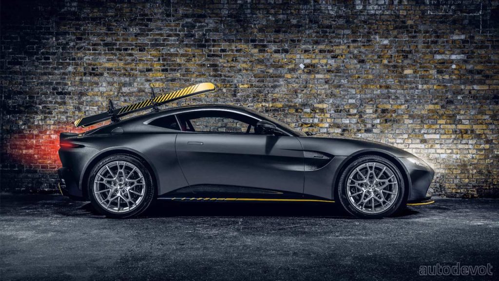 Aston-Martin-Vantage-007-Edition_side
