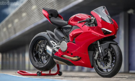 Ducati-Panigale-V2