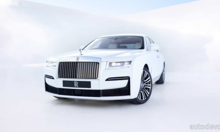 2021-2nd-generation-Rolls-Royce-Ghost