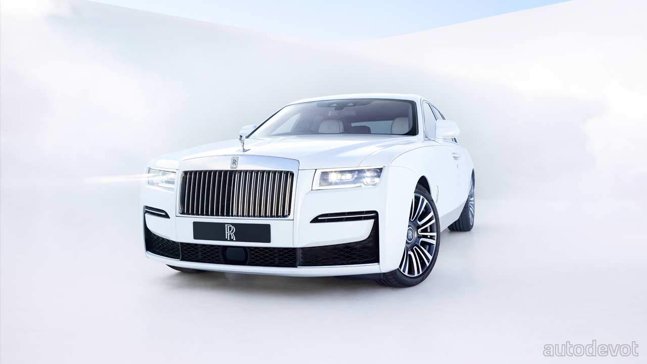 2021-2nd-generation-Rolls-Royce-Ghost