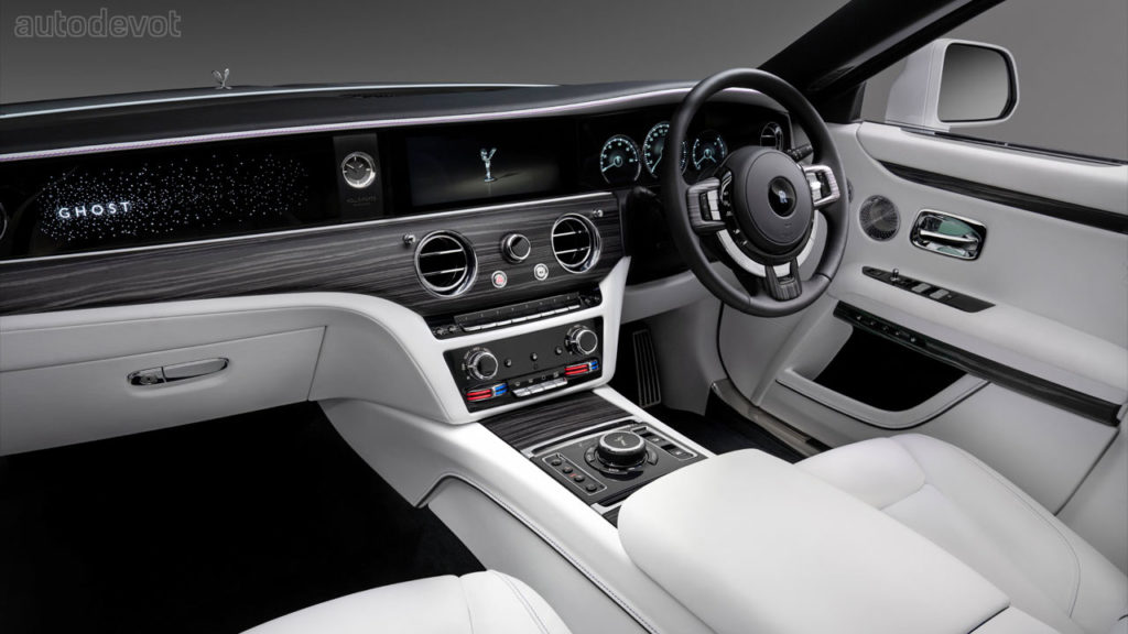 2021-2nd-generation-Rolls-Royce-Ghost_interior_2