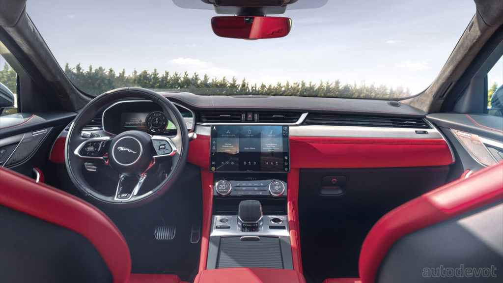 2021-Jaguar-F-Pace_interior