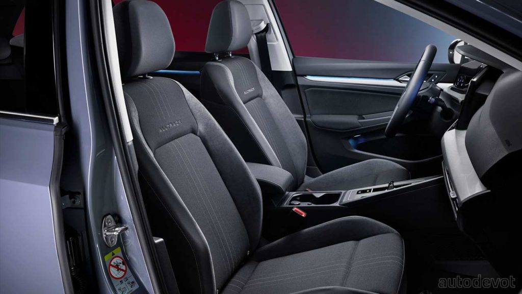 8th-generation-Mk8-2020-Volkswagen-Golf-Alltrack_interior