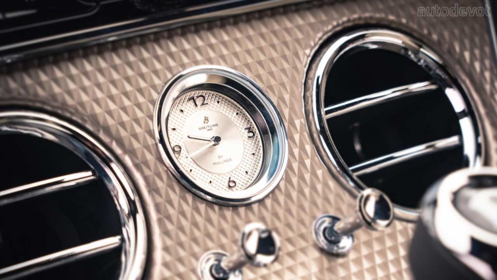Bentley-Continental-GT-Mulliner_interior_Breitling_clock