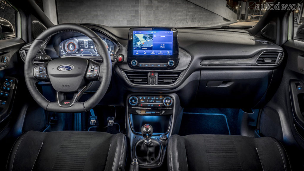 Ford-Puma-ST_interior