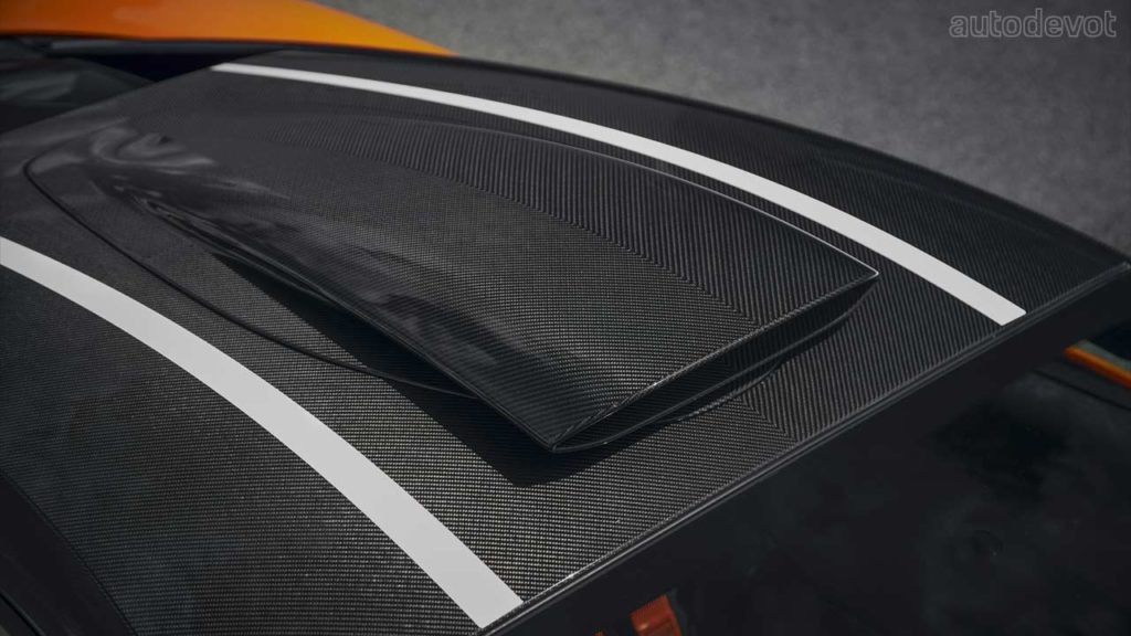 McLaren-620R-R-Pack_roof_scoop
