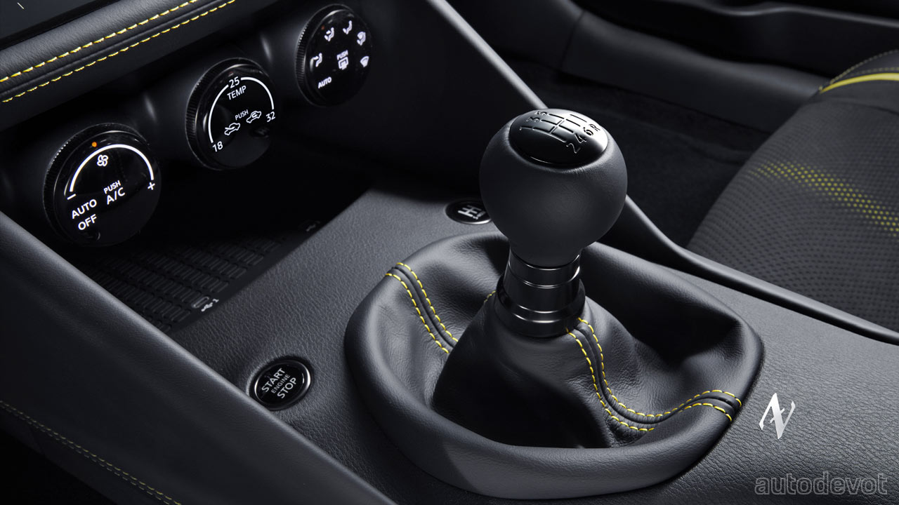 Nissan-Z-Proto_interior_gear_shifter