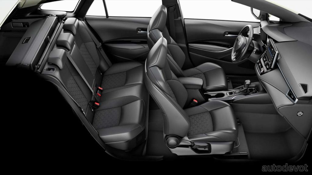 Suzuki-Swace-wagon_interior_seats