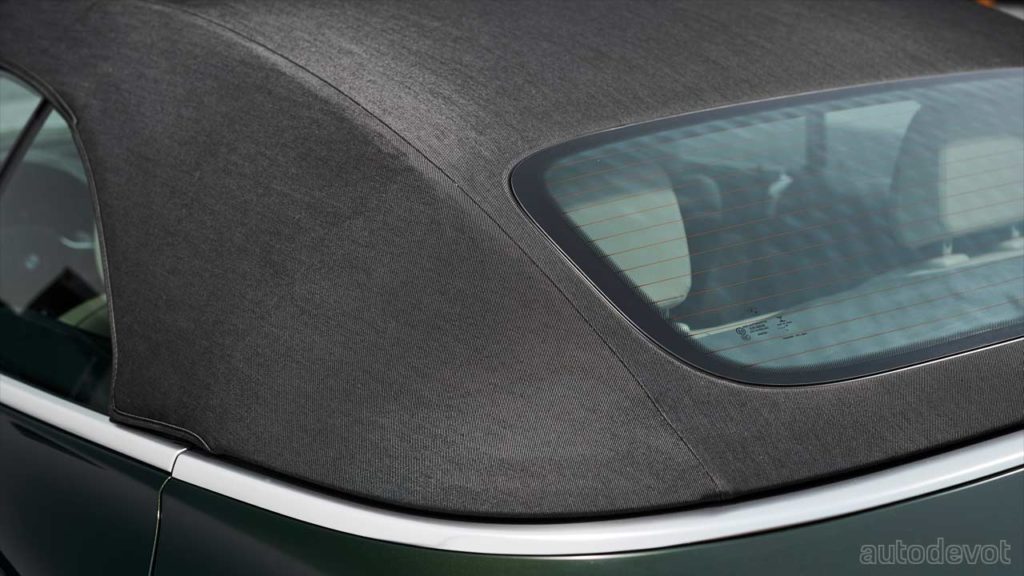 2021-BMW-4-Series-Convertible-San-Remo-Green-metallic_soft_top_roof