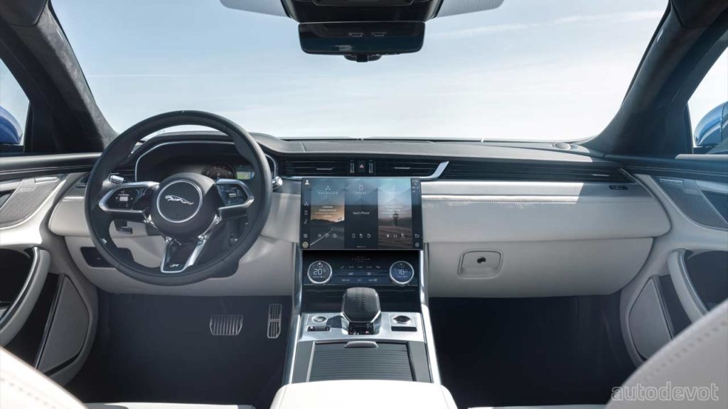2021-Jaguar-XF_interior