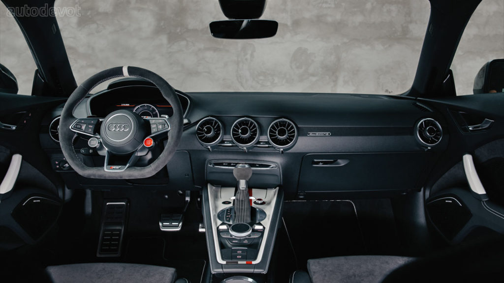 Audi-TT-RS-40-Jahre-quattro_interior