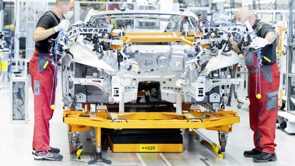 Audi-e-tron-GT_production-at-Böllinger-Höfe_2