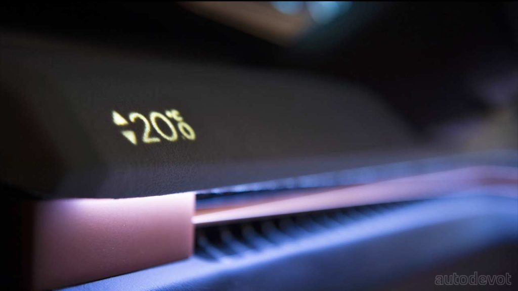 Italdesign-Voyah-i-LAND-EV-for-Dongfeng_interior_dashboard_temperature_display