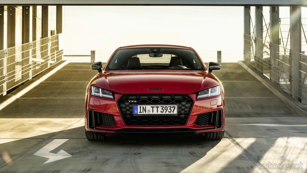 2021-Audi-TTS-Coupé-competition-plus_front