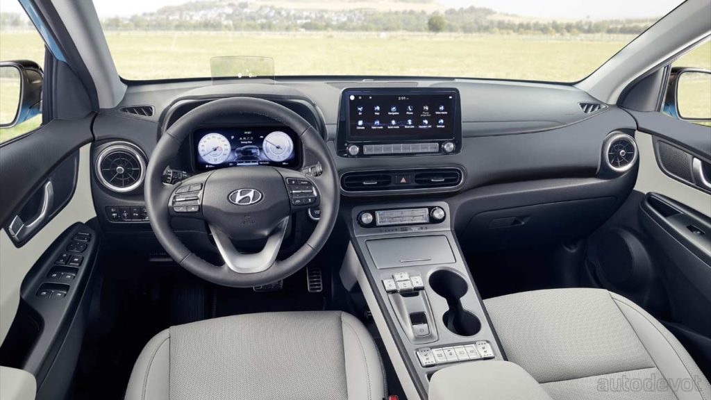 2021-Hyundai-Kona-Electric_interior