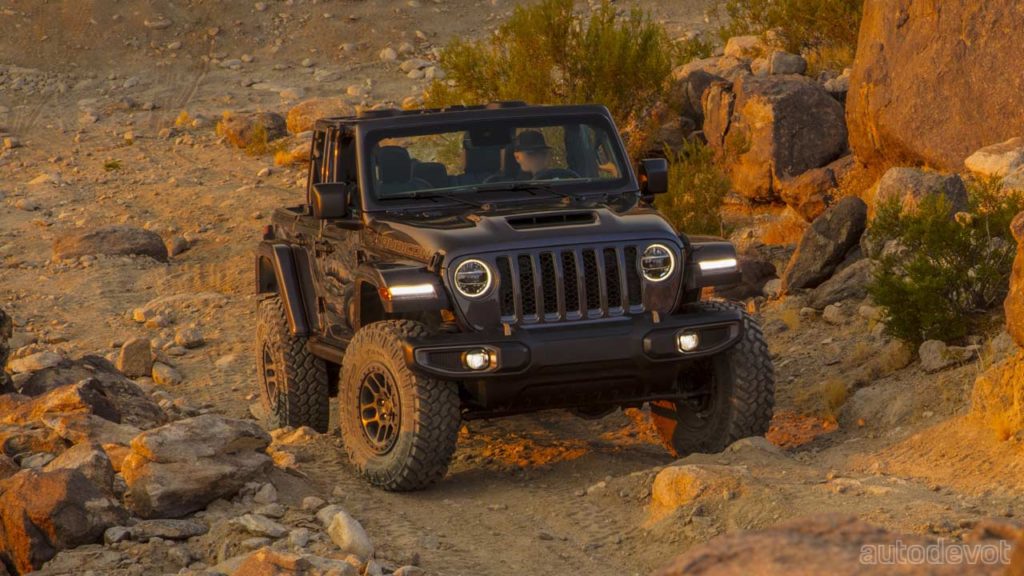 2021-Jeep-Wrangler-Rubicon-392-with-Jeep-Performance-Parts_3