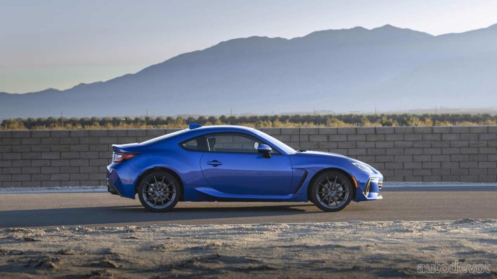 2nd-gen-2022-Subaru-BRZ_side