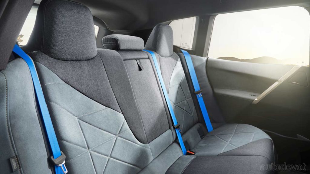 BMW-iX_interior_rear_seats