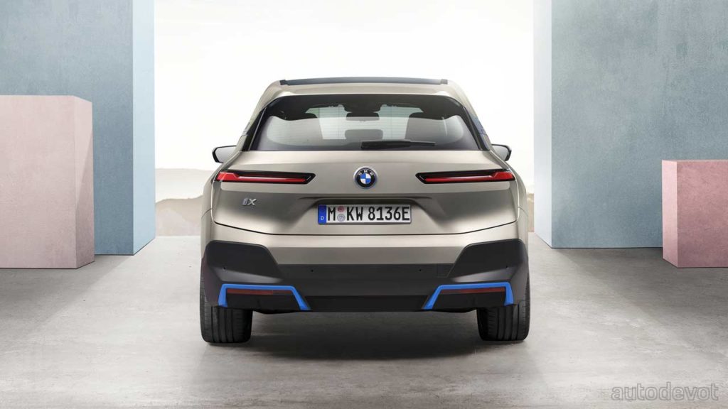 BMW-iX_rear
