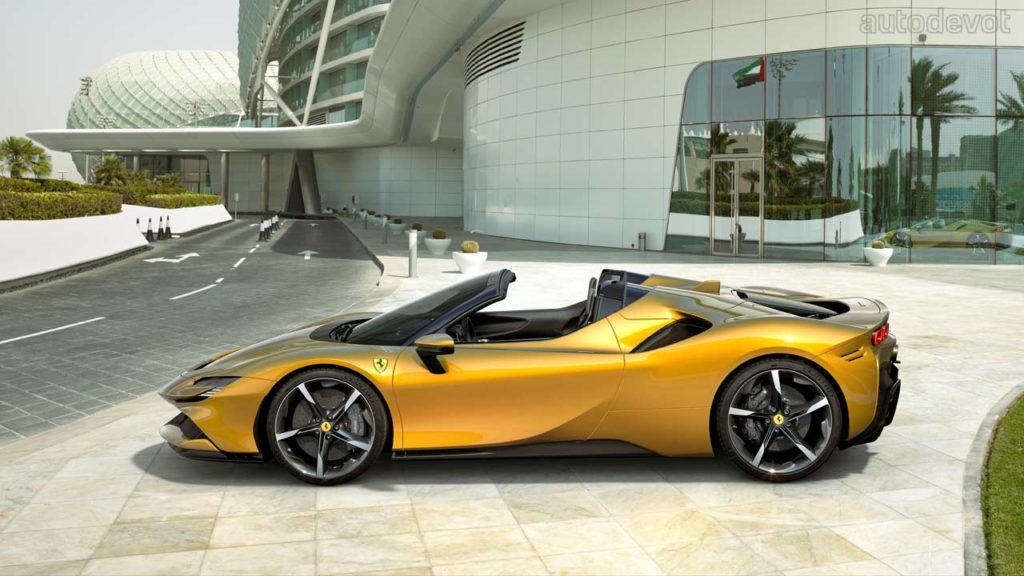 Ferrari-SF90-Spider_side