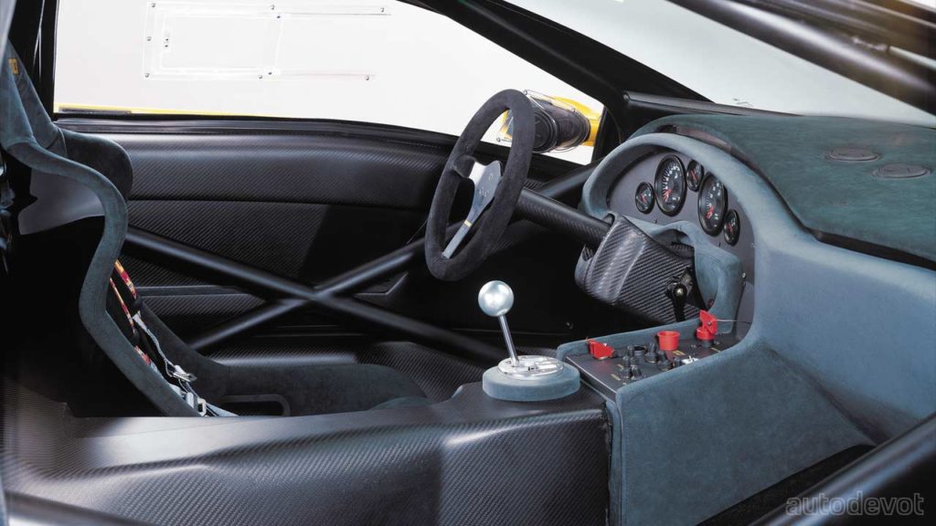 1999-Lamborghini-Diablo-GTR_interior