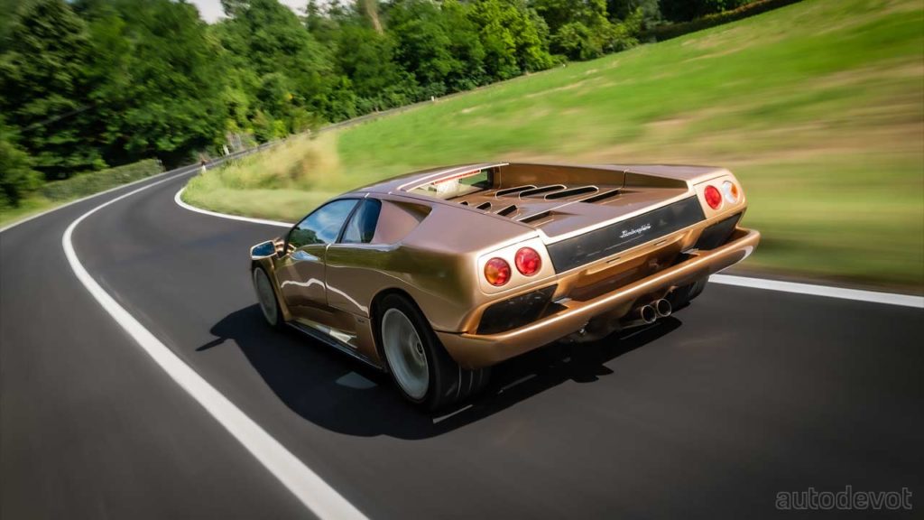 2001-Lamborghini-Diablo-6.0-SE_2