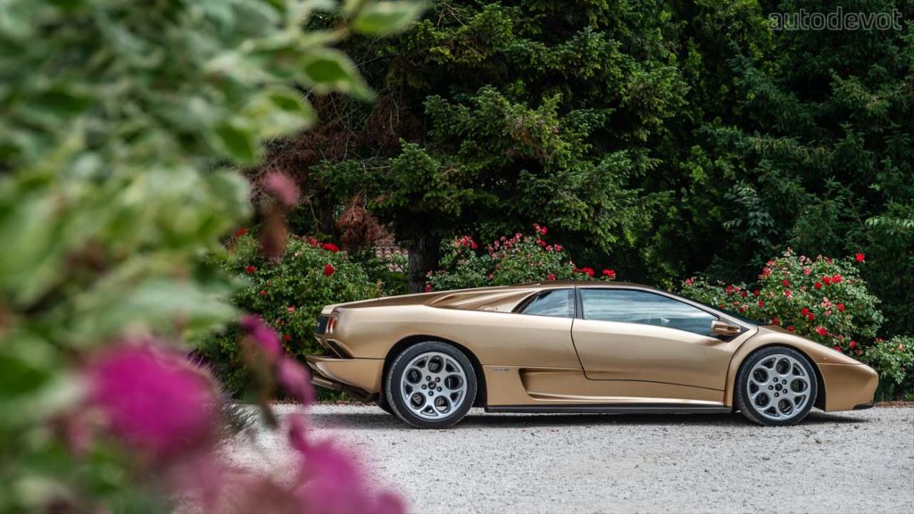 2001-Lamborghini-Diablo-6.0-SE_3