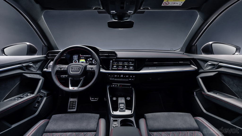 2021-Audi-A3-Sportback-45-TFSI-e_interior