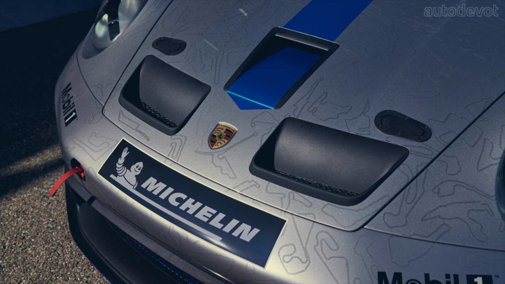 2021-Porsche-911-GT3-Cup_bonnet_vents