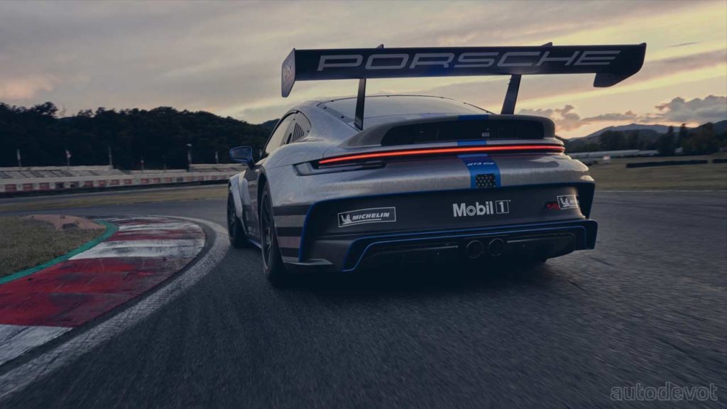 2021-Porsche-911-GT3-Cup_rear_wing