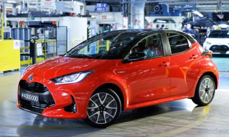 4000000th-Toyota-Yaris-production-in-France