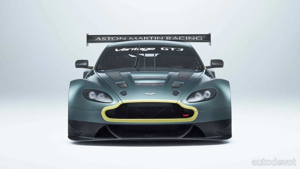 Aston-Martin-Vantage-Legacy-GT3_2