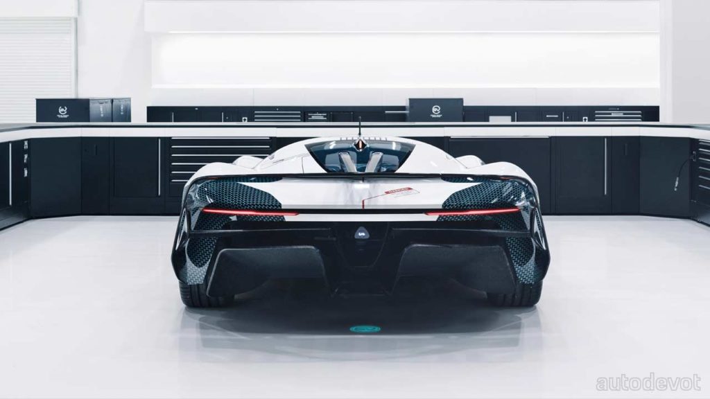 Jaguar-Vision-Gran-Turismo-SV_rear