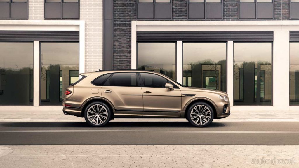 2021-Bentley-Bentayga-Hybrid-facelift_side
