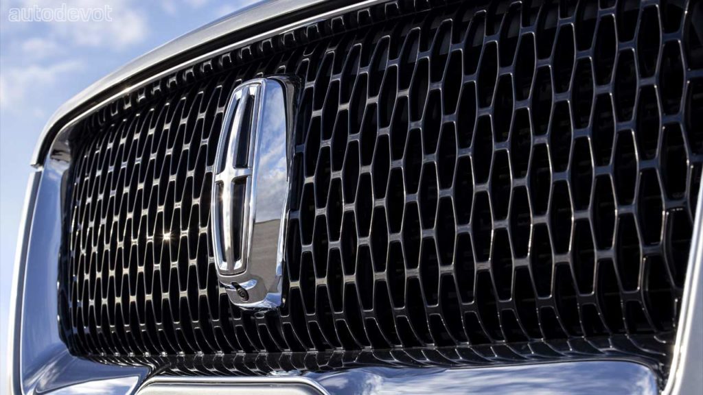 2021-Lincoln-Navigator-Black-Label-Edition_grille