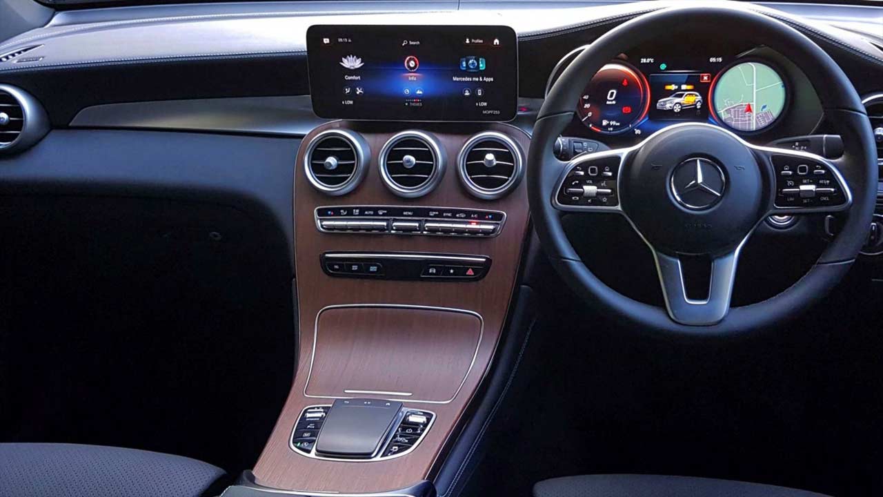 2021-Mercedes-Benz-GLC-India_interior